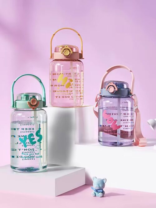 Botella deportiva con medidor y soporte