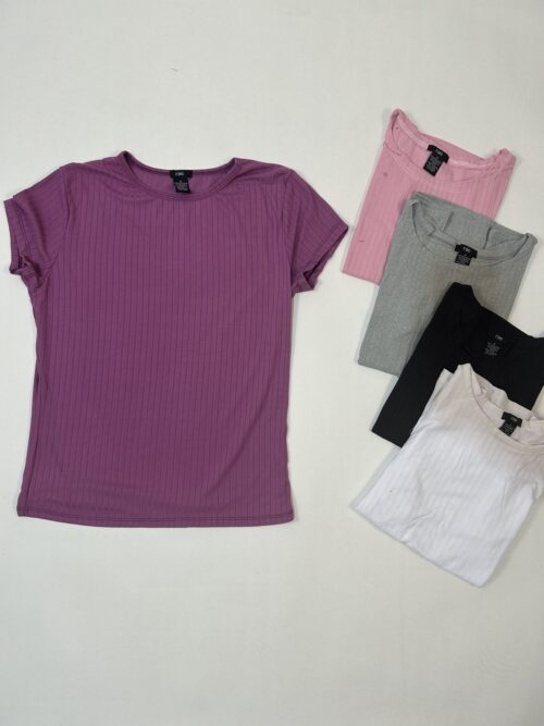 Remera a la base colores